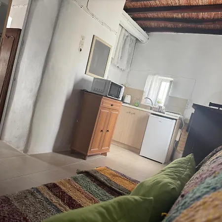 Renovated 100yo Cycladic In Center Of
